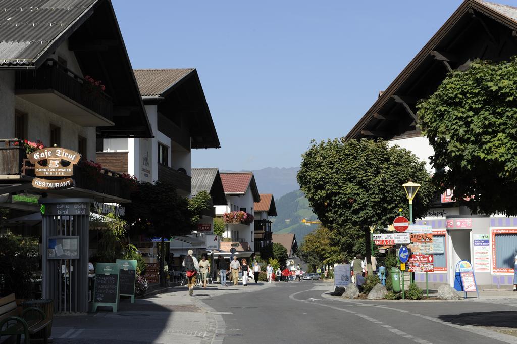 Gaestehaus Ahornblick Mayrhofen Exterior foto